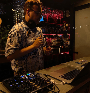 Dj Saka Yamamoto